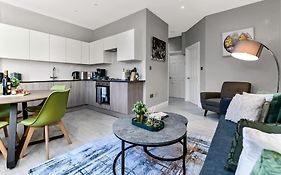 Cozy Battersea Apartment Sleep 5 Easy Access To Central London